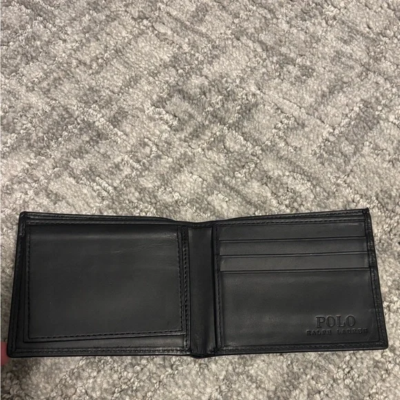 Polo Ralph Lauren Black Leather Bi-Fold Wallet - Picture 6 of 9